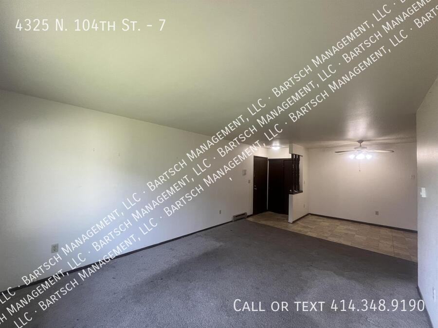 4325 N 104th St #7 - Photo 3 of 9