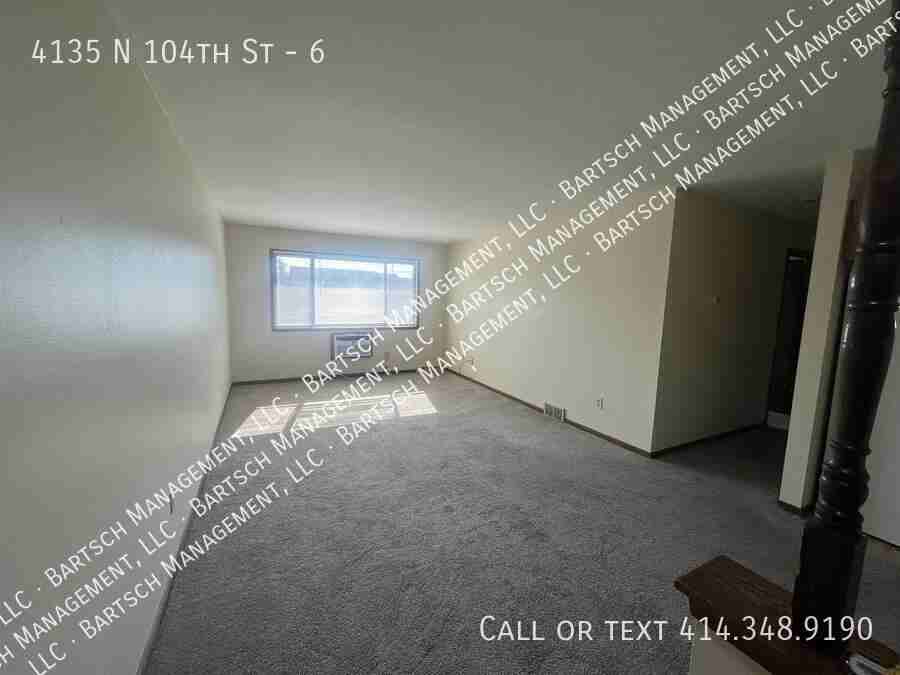 4135 N 104th St #6 - Photo 2 of 11