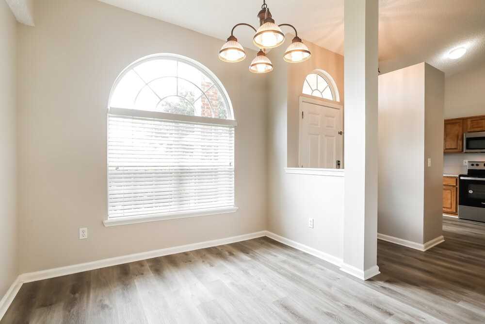 1186 Summer Springs Dr - Photo 6 of 16