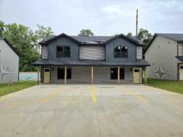 featured image of 3110 Commerce St