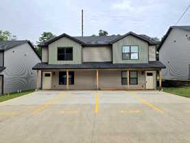 3108 Commerce St - Photo 1 of 1