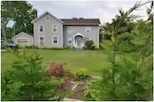 featured image of 3 E Pond Ln