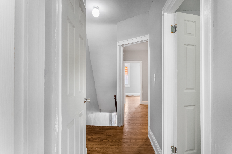 1030 N Luzerne Ave - Photo 6 of 14