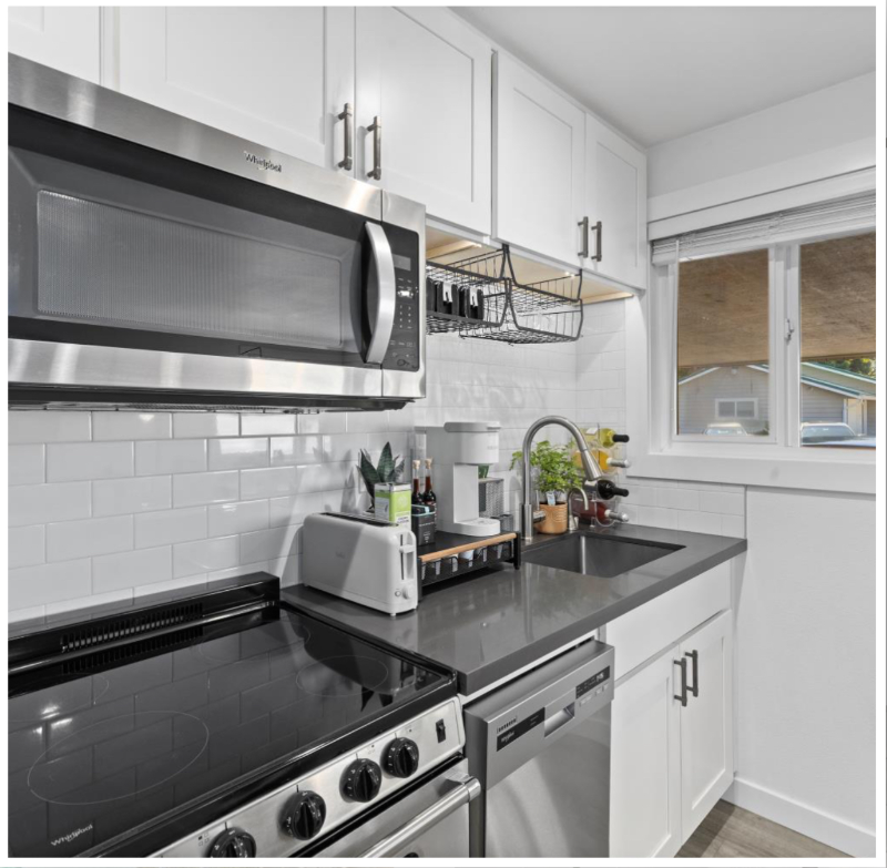 1601 112th St Sw #6 - Photo 3 of 20