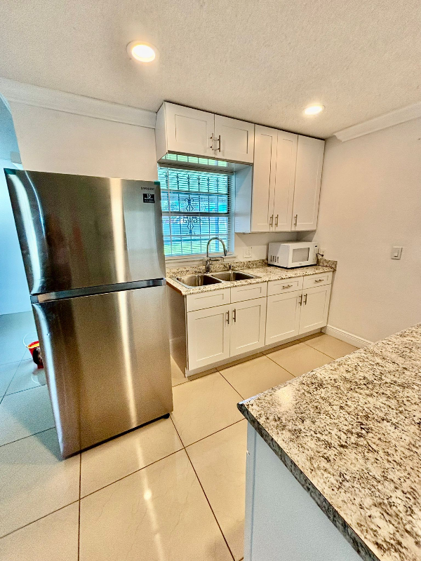 456 Betsy Ross Ter - Photo 2 of 7