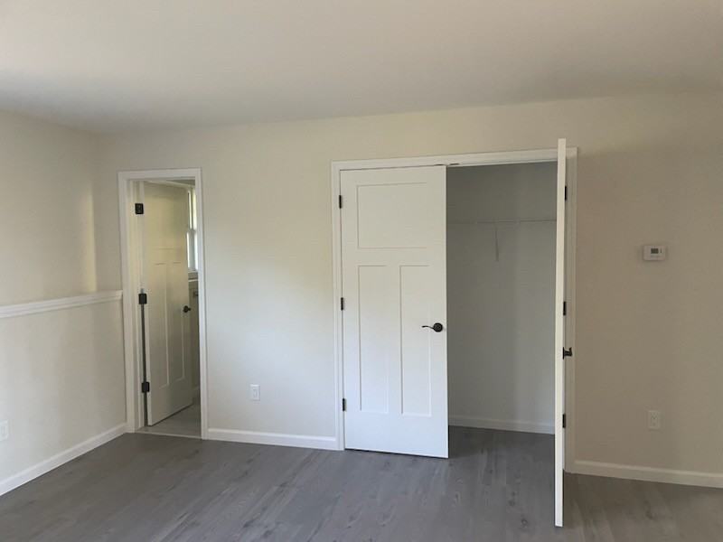 103 Scott St - Photo 2 of 3