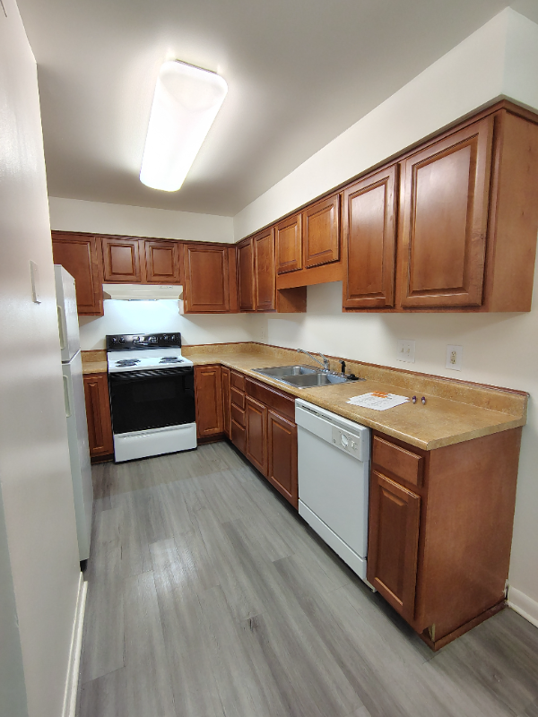 600 Reusens Rd - Photo 2 of 10