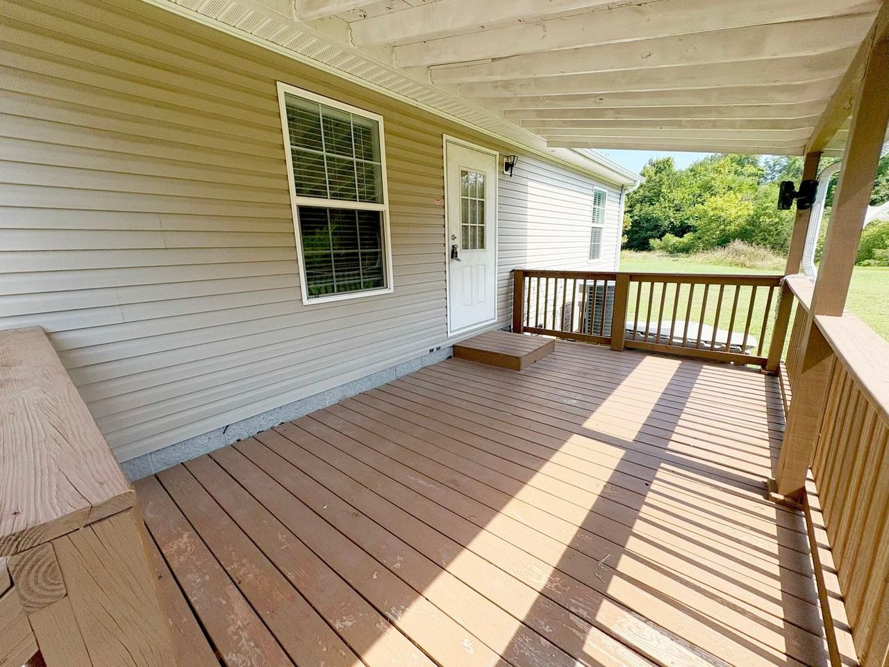 114 Drivers Ln - Photo 5 of 28