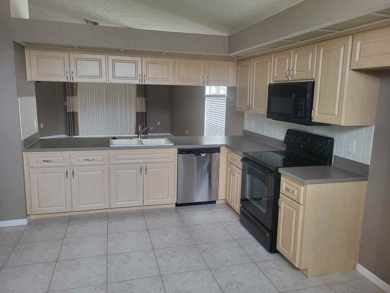 7916 Floradora Dr #NA - Photo 3 of 13