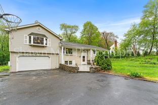 32 Chatfield Dr #NA - Photo 1 of 1