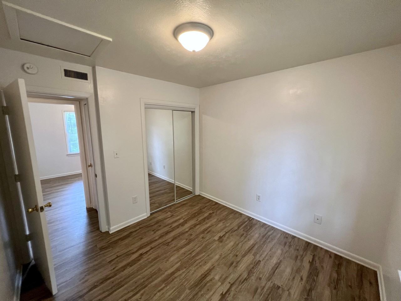 3405 Westbrook Cir #NA - Photo 4 of 11