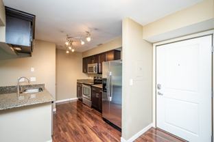 1000 Oakcrest St #308 - Photo 1 of 1