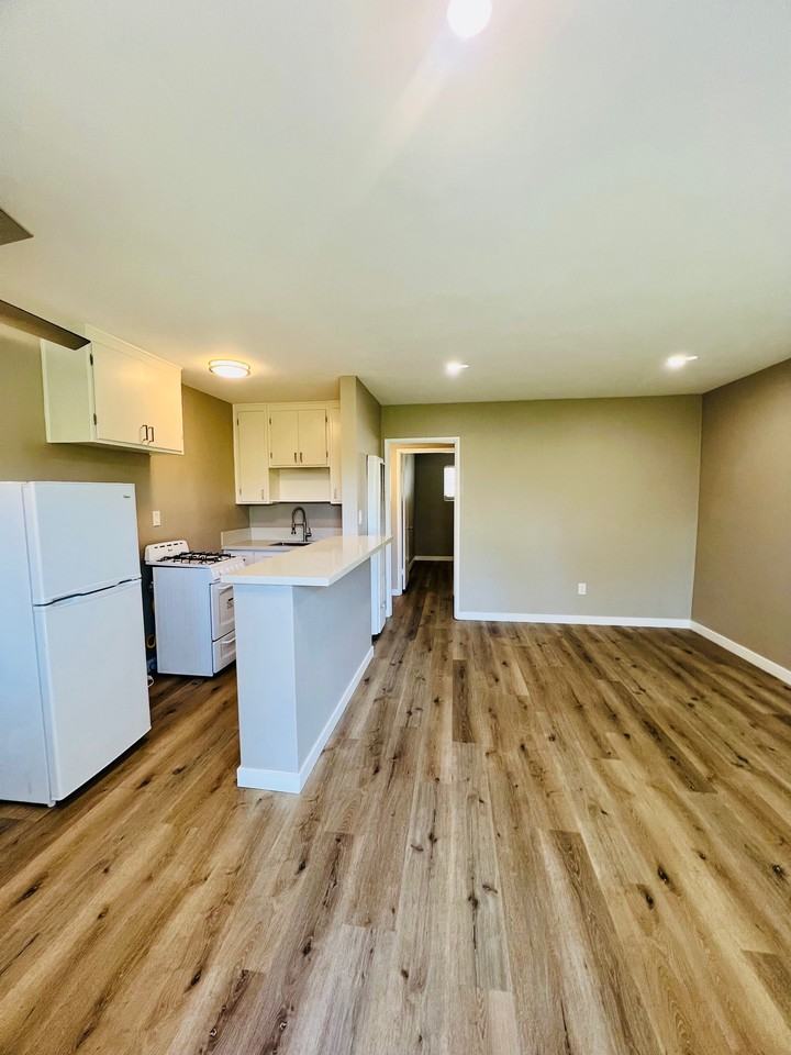 Shangri La - Photo 4 of 14