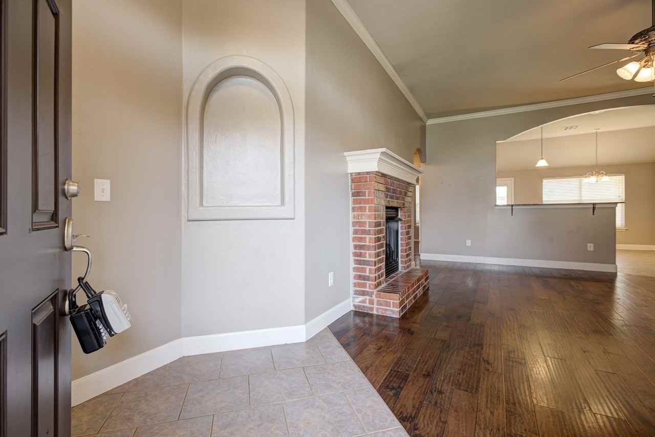 13216 Sw 2nd St - Photo 5 of 40