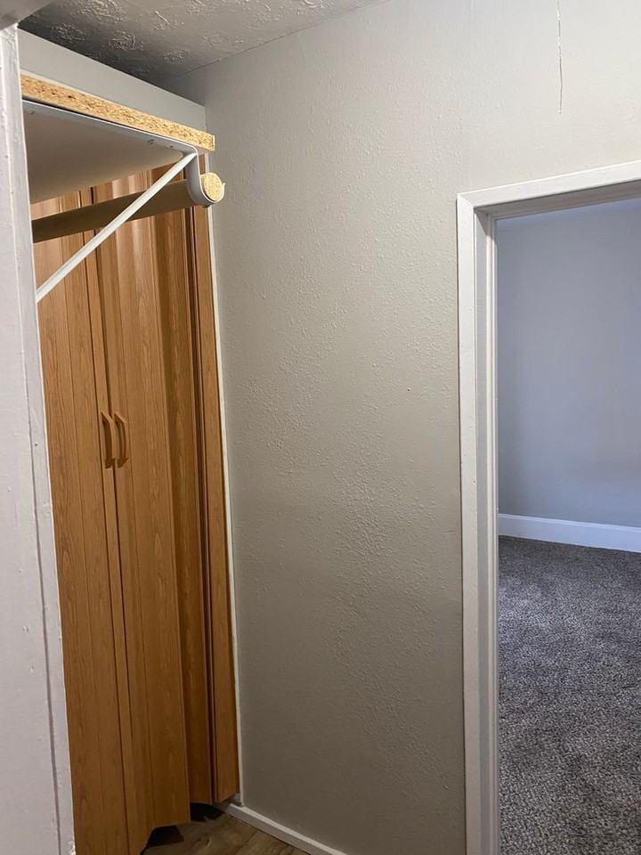 8441 E Farm Road 80 - Photo 3 of 7