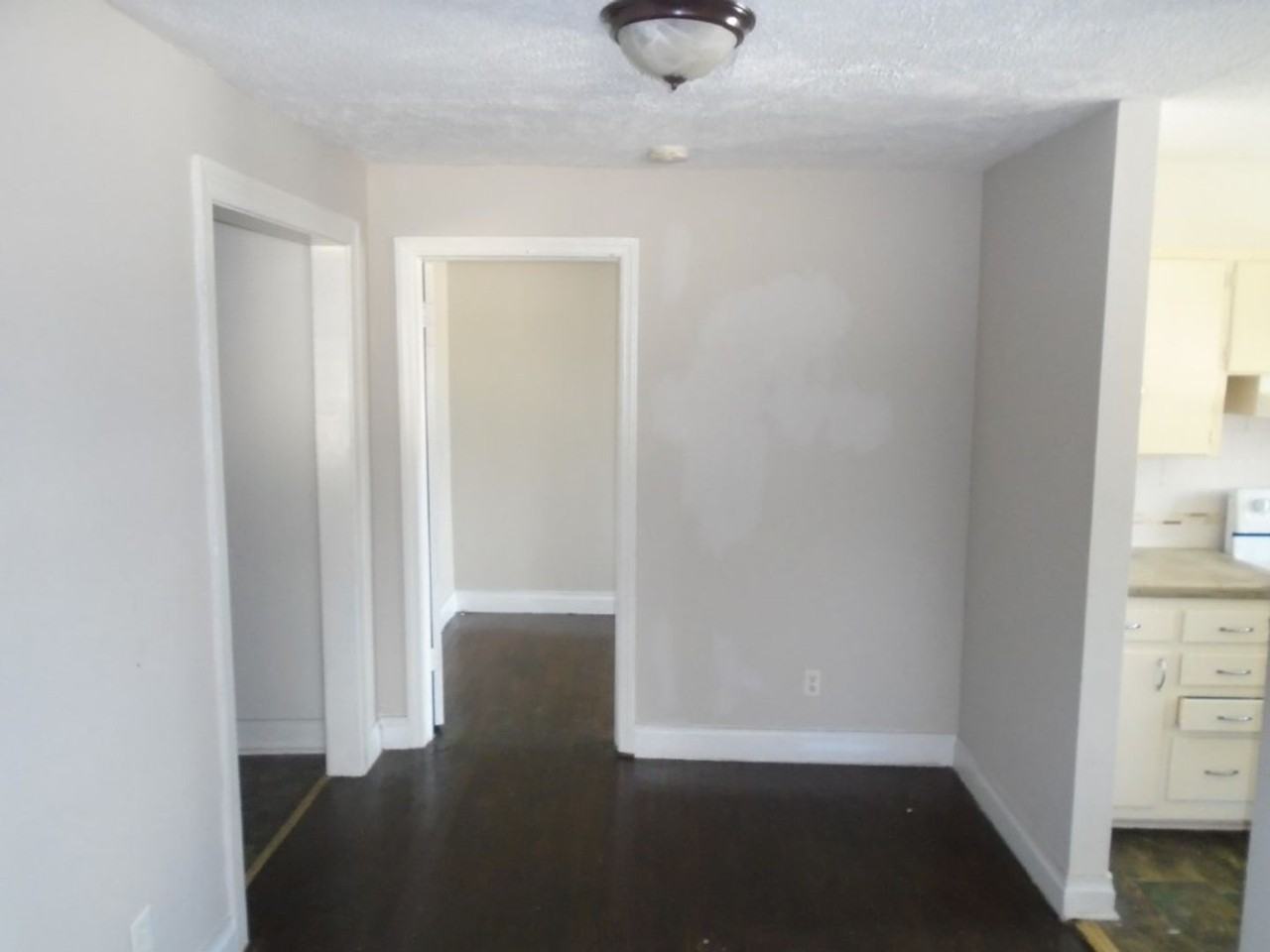 100 Spring Avenue - Photo 6 of 20