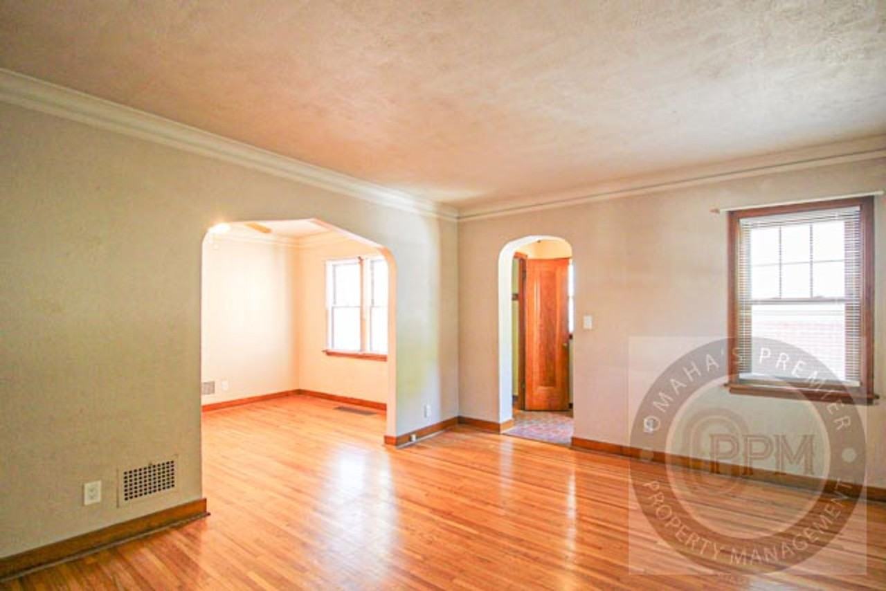 511 N 41st Ave - Photo 2 of 21