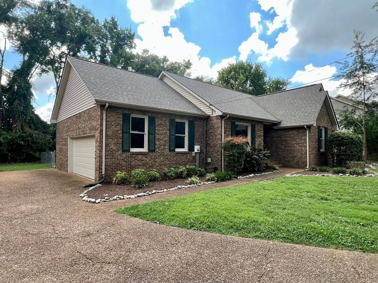 2560 Choctaw Trce - Photo 2 of 25