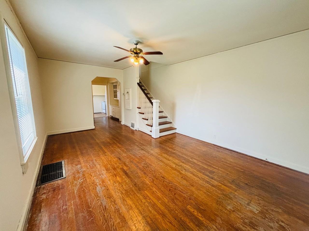 511 Progress St Ne - Photo 2 of 14