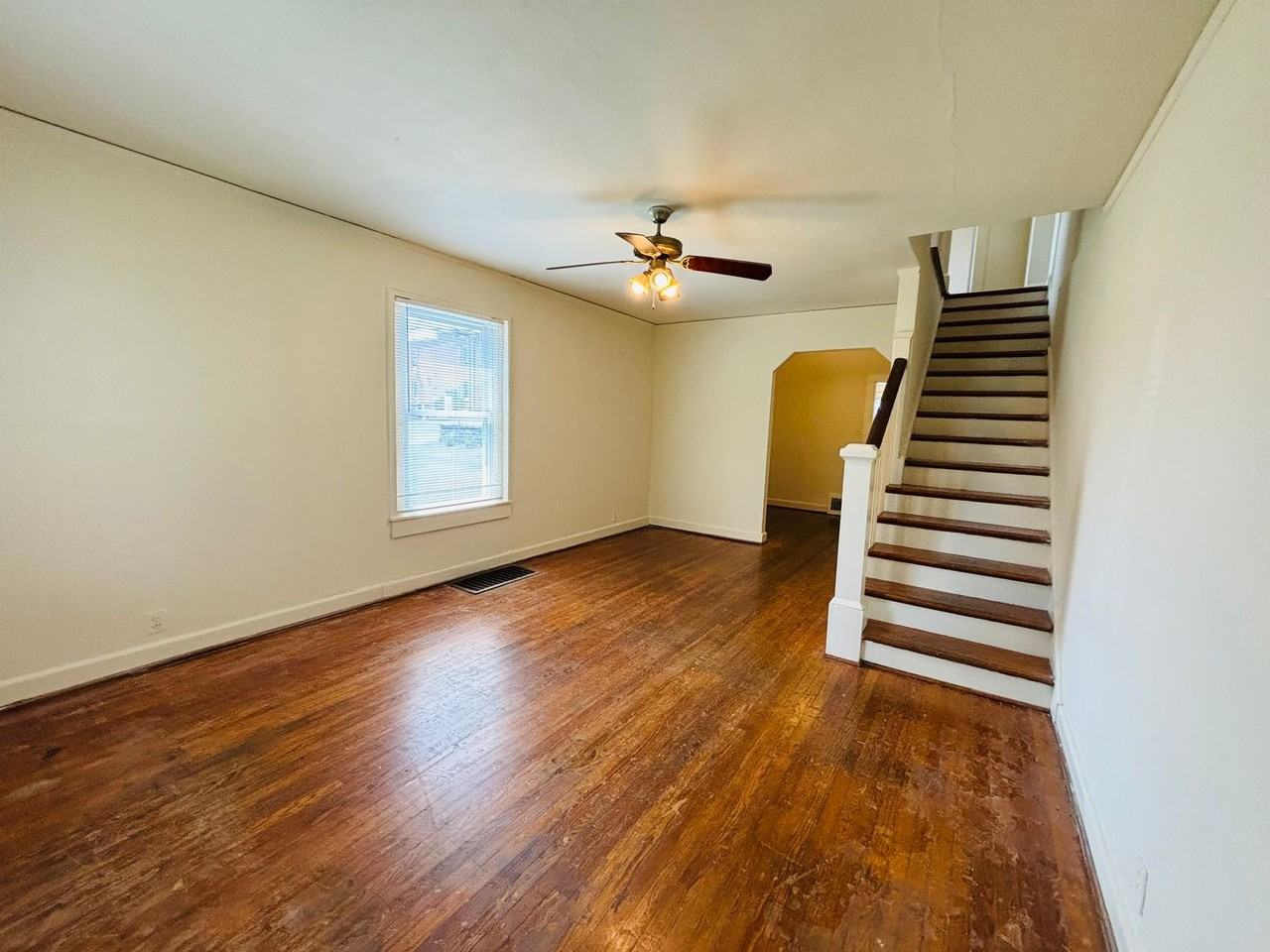 511 Progress St Ne - Photo 4 of 14