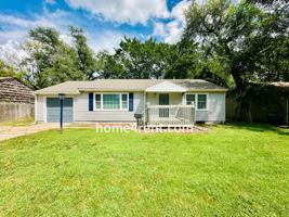 featured image of 804 S Weaver St