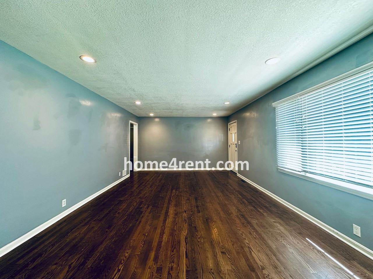 804 S Weaver St - Photo 3 of 30