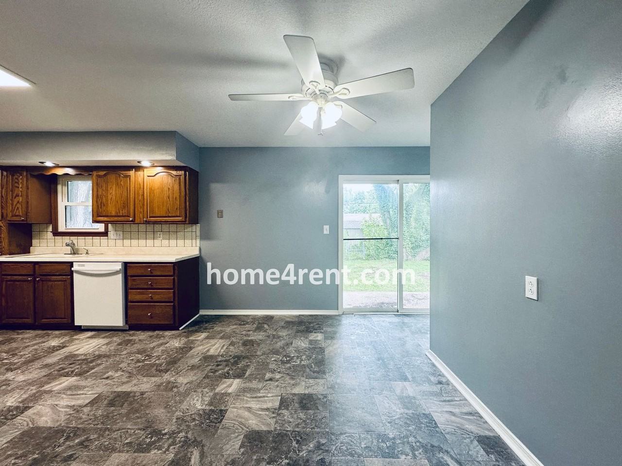 804 S Weaver St - Photo 5 of 30