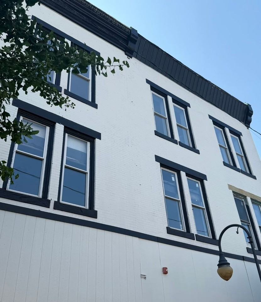 110-112-114 N High - Photo 3 of 3