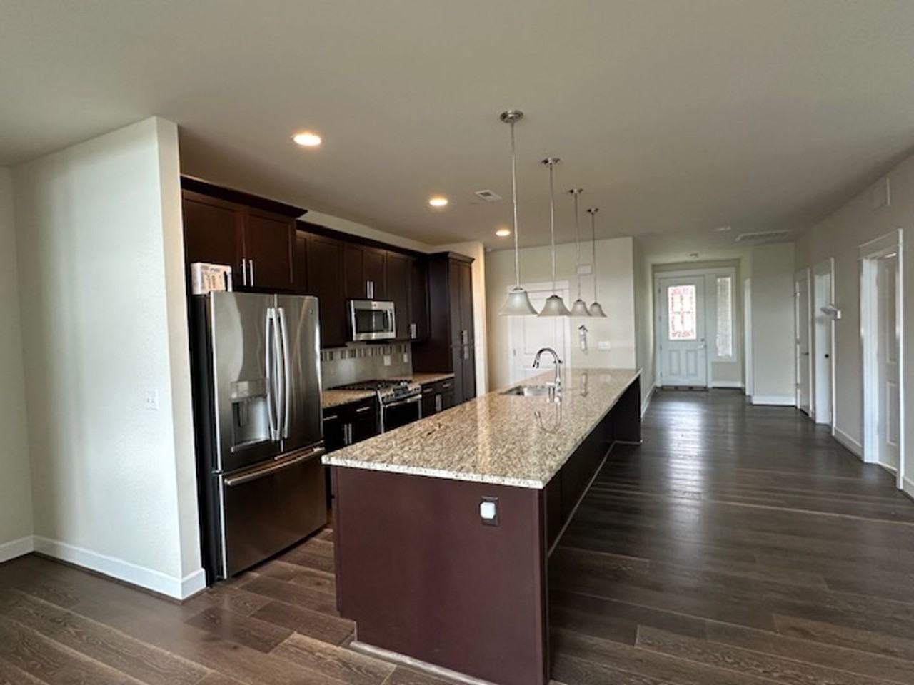 9109 Schmitz Ct Se - Photo 6 of 21