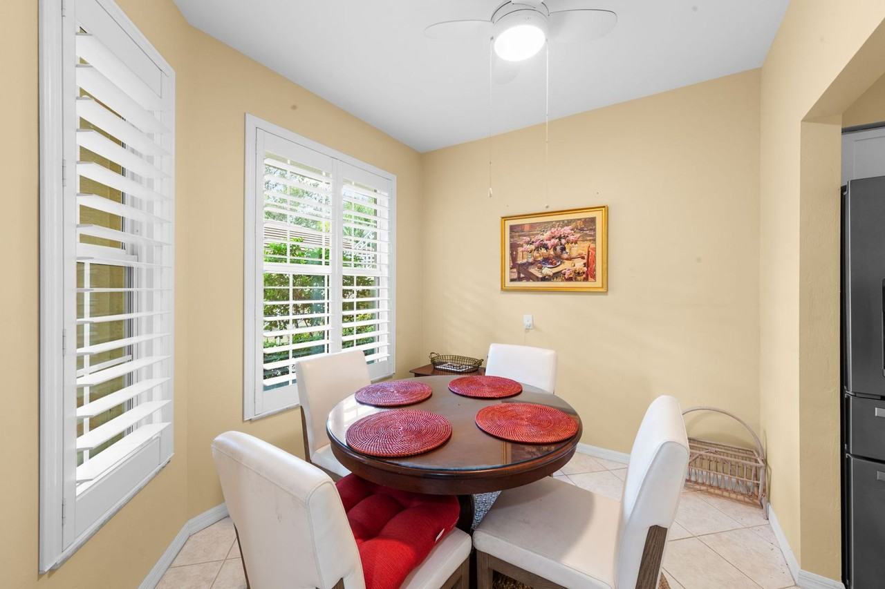 4201 Sawgrass Point Dr #102 - Photo 6 of 23