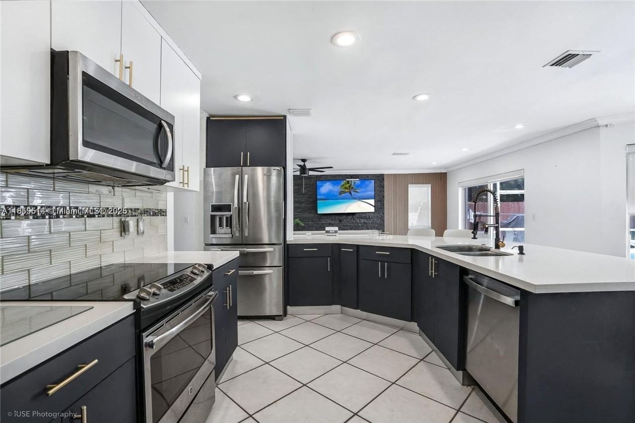 14591 Vista Verdi Rd - Photo 2 of 16