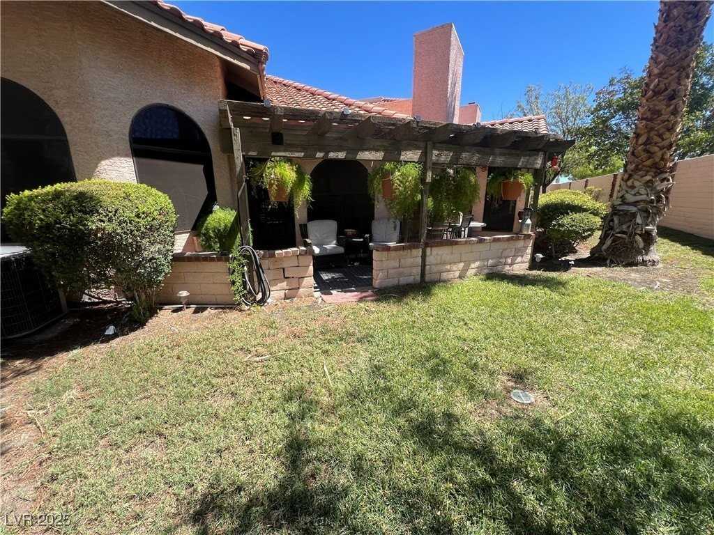 2853 Laguna Dulce Way - Photo 2 of 21