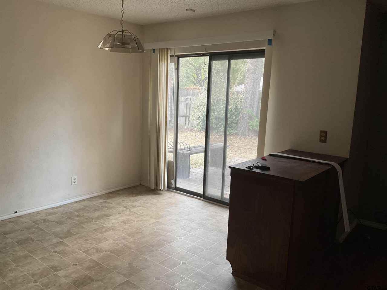 8307 Garrett Dr - Photo 4 of 18