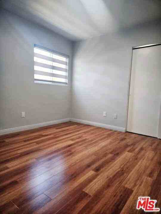 18305 Saint Andrews Pl - Photo 3 of 8