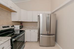 featured image of Maple Ave