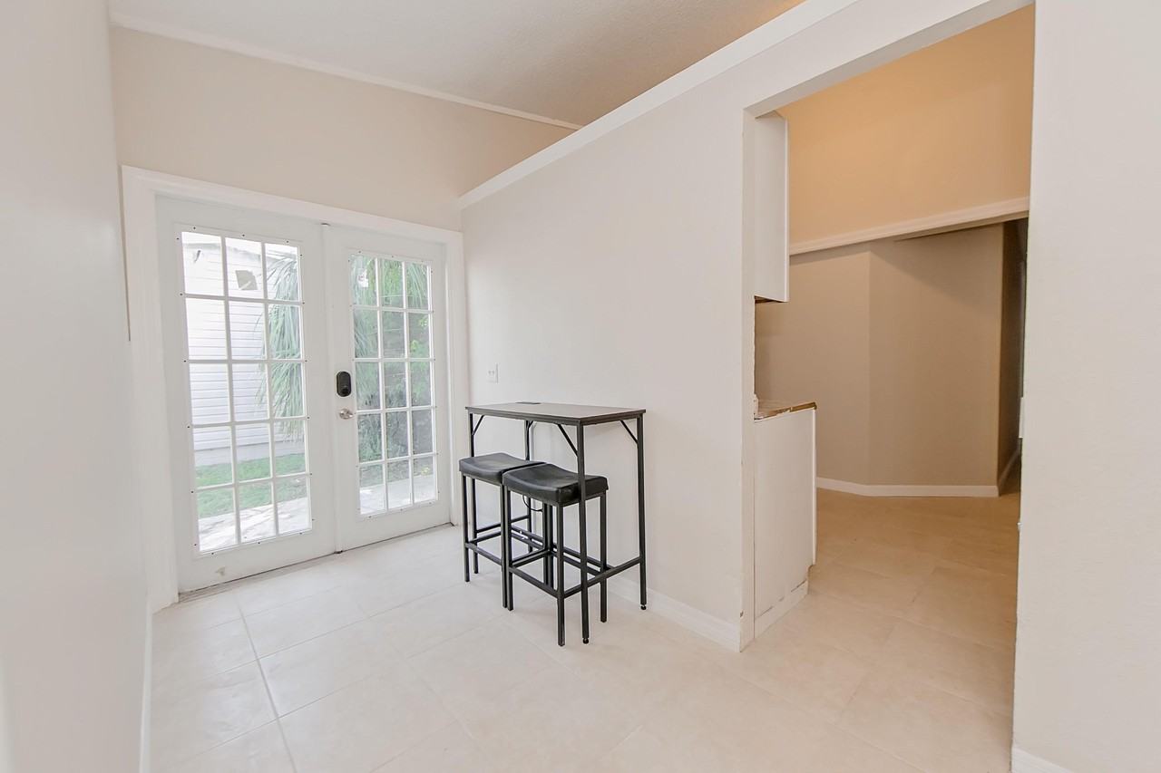 South Maple Avenue - Photo 2 of 9