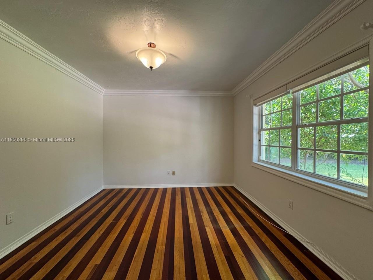 1512 Certosa Ave #1512 - Photo 6 of 42