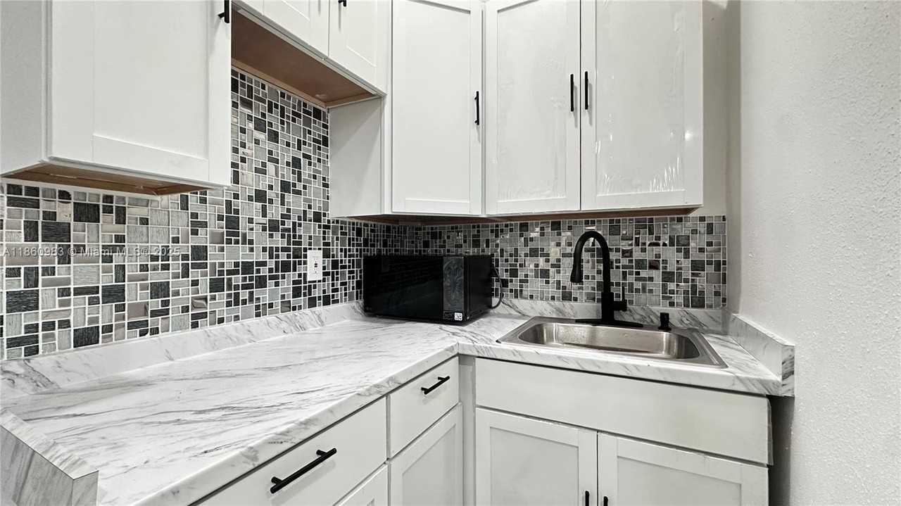 12983 Sw 229th Ter #REAR - Photo 4 of 9