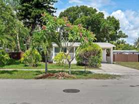 113 Sw 22nd Ave - Photo 1 of 1