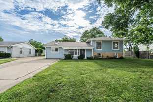 440 Huehl Rd - Photo 1 of 1