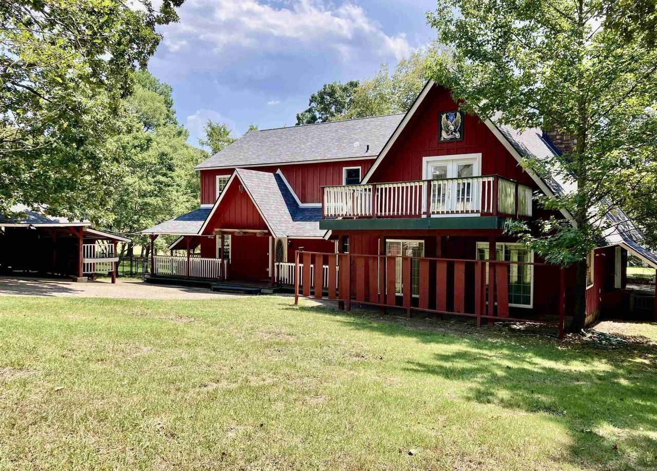 116 Pineapple Dr - Photo 2 of 26