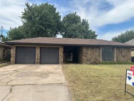 8309 Nw 85th St - Photo 1 of 1