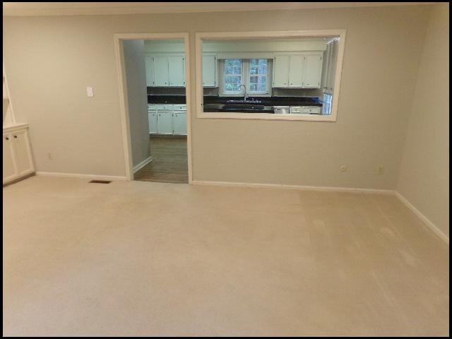 13708 Abinger Ct - Photo 4 of 10