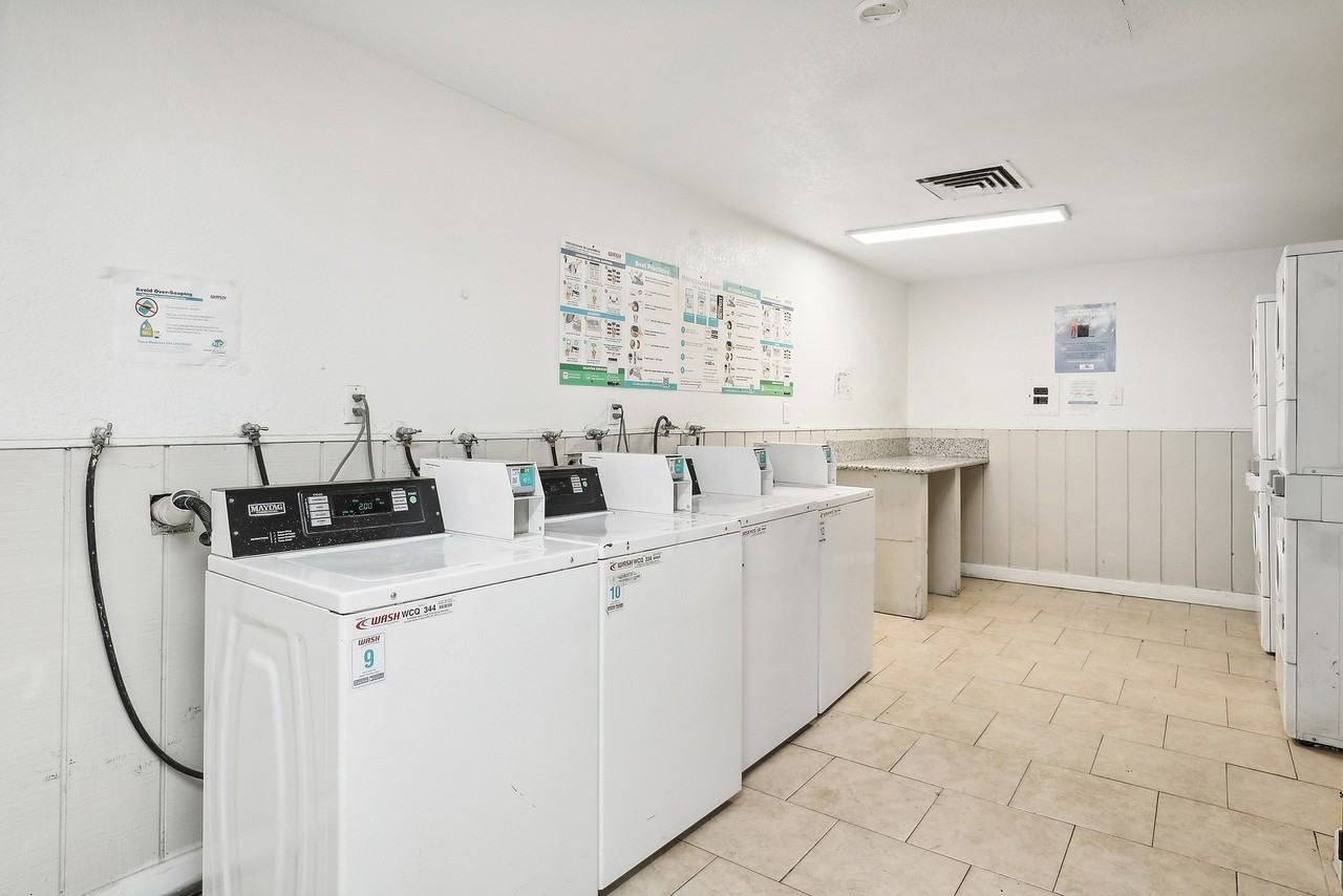 Solaire - Photo 2 of 50