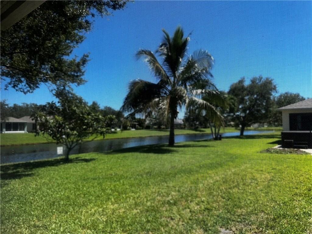 1052 S 13th Sq - Photo 3 of 15