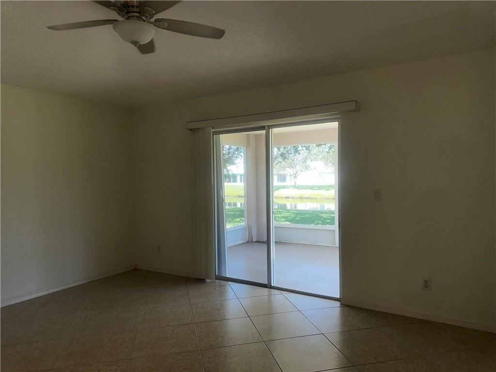 1052 S 13th Sq - Photo 7 of 15