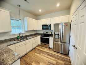 1118 44th St - Photo 1 of 1