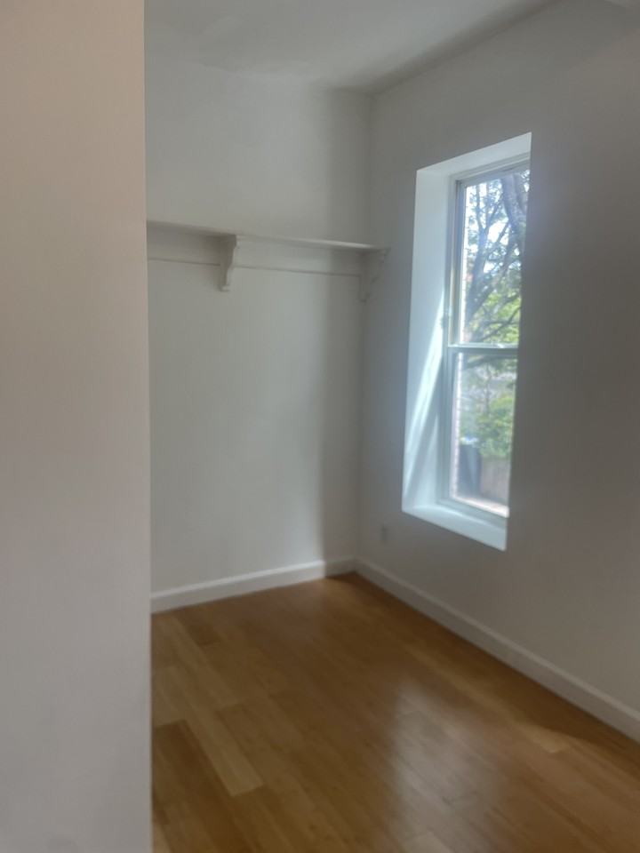 91 Coleman Street #3 - Photo 3 of 8