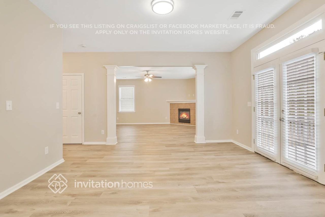 8960 Crestview Cir - Photo 5 of 26