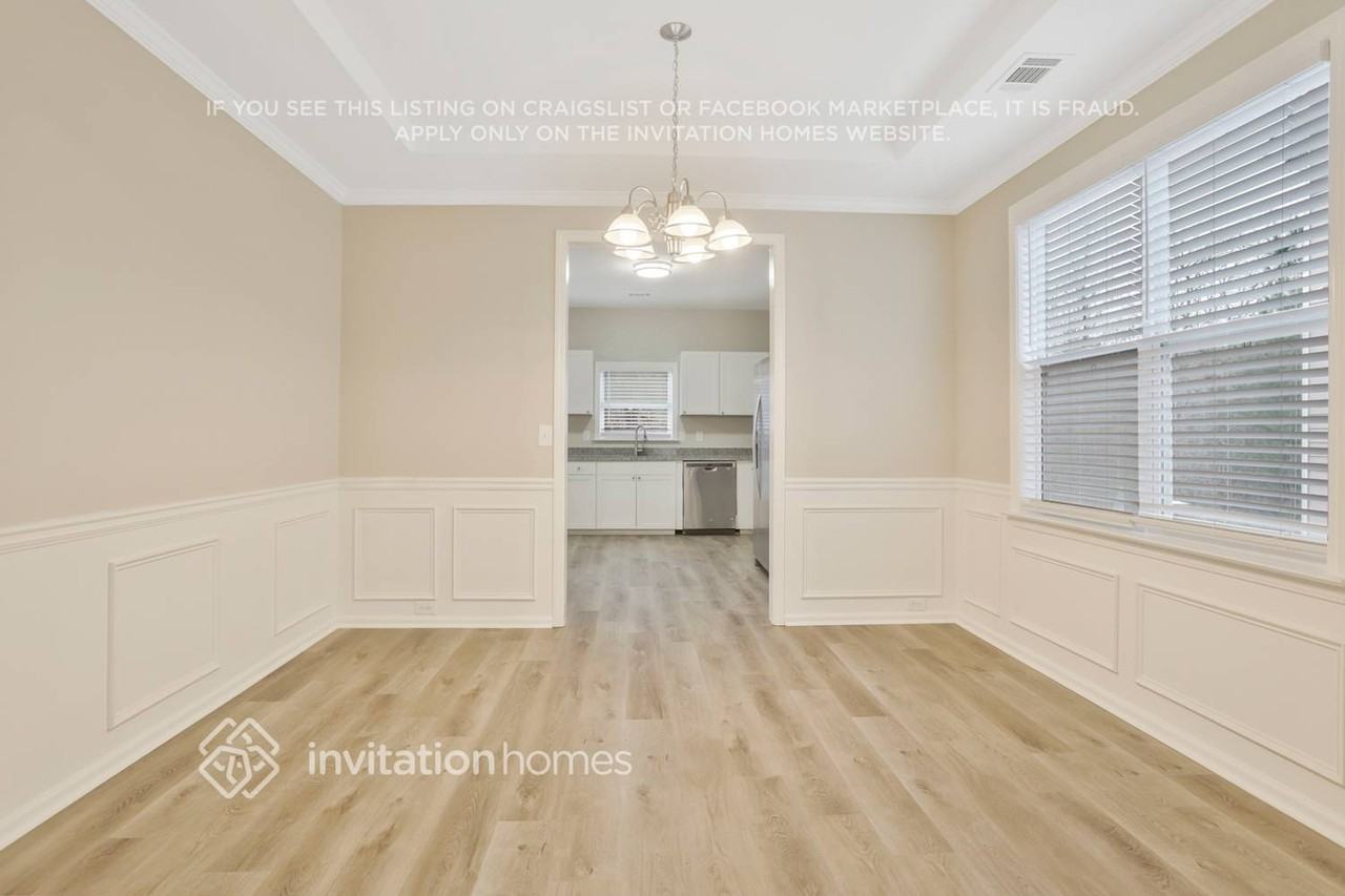 8960 Crestview Cir - Photo 6 of 26